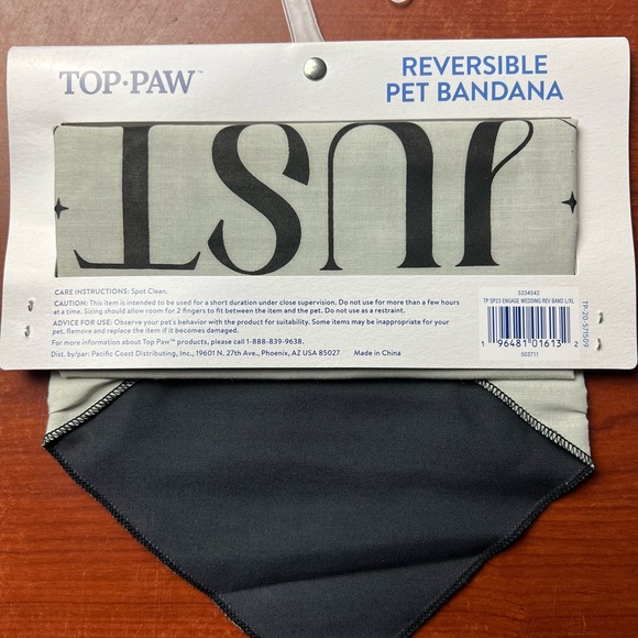 New with Tags Reversible Dog Bandanna “Just Married” “Engaged” Wedding - Picture 6 of 6